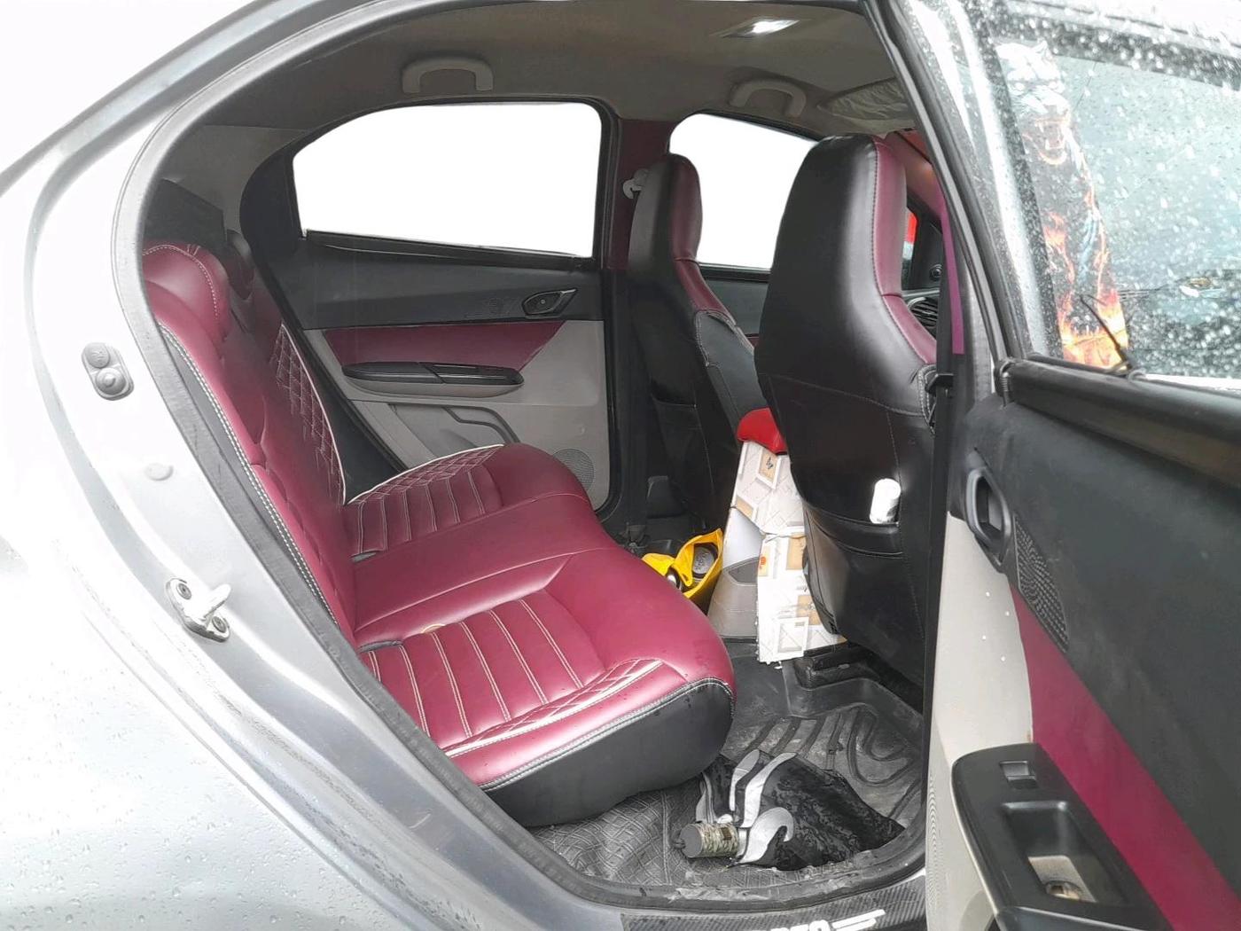 2018 Tata Tiago XM PETROL, Petrol, Manual, 1,26,611 km, interior
