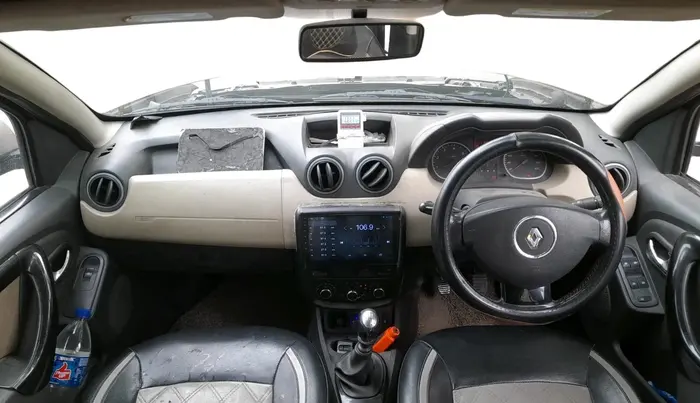 2012 Renault Duster 110 PS RXZ DIESEL, Diesel, Manual, 1,18,625 km, interior