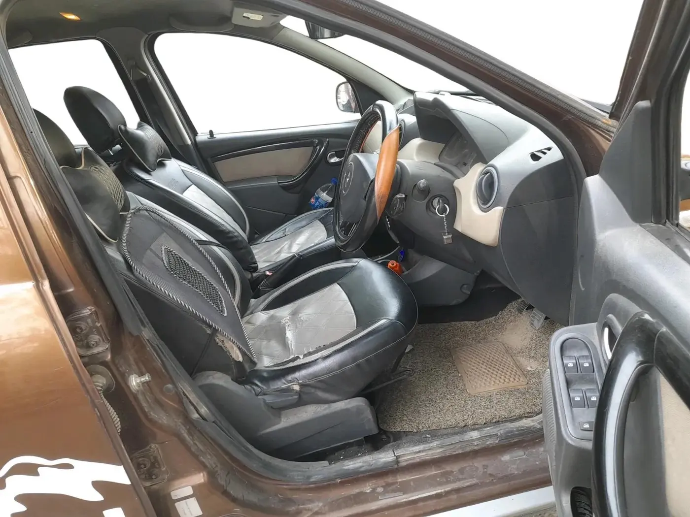 2012 Renault Duster 110 PS RXZ DIESEL, Diesel, Manual, 1,18,625 km, interior