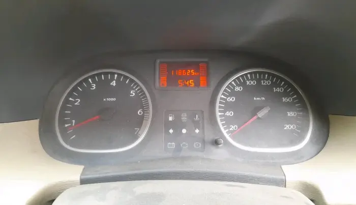 2012 Renault Duster 110 PS RXZ DIESEL, Diesel, Manual, 1,18,625 km, interior