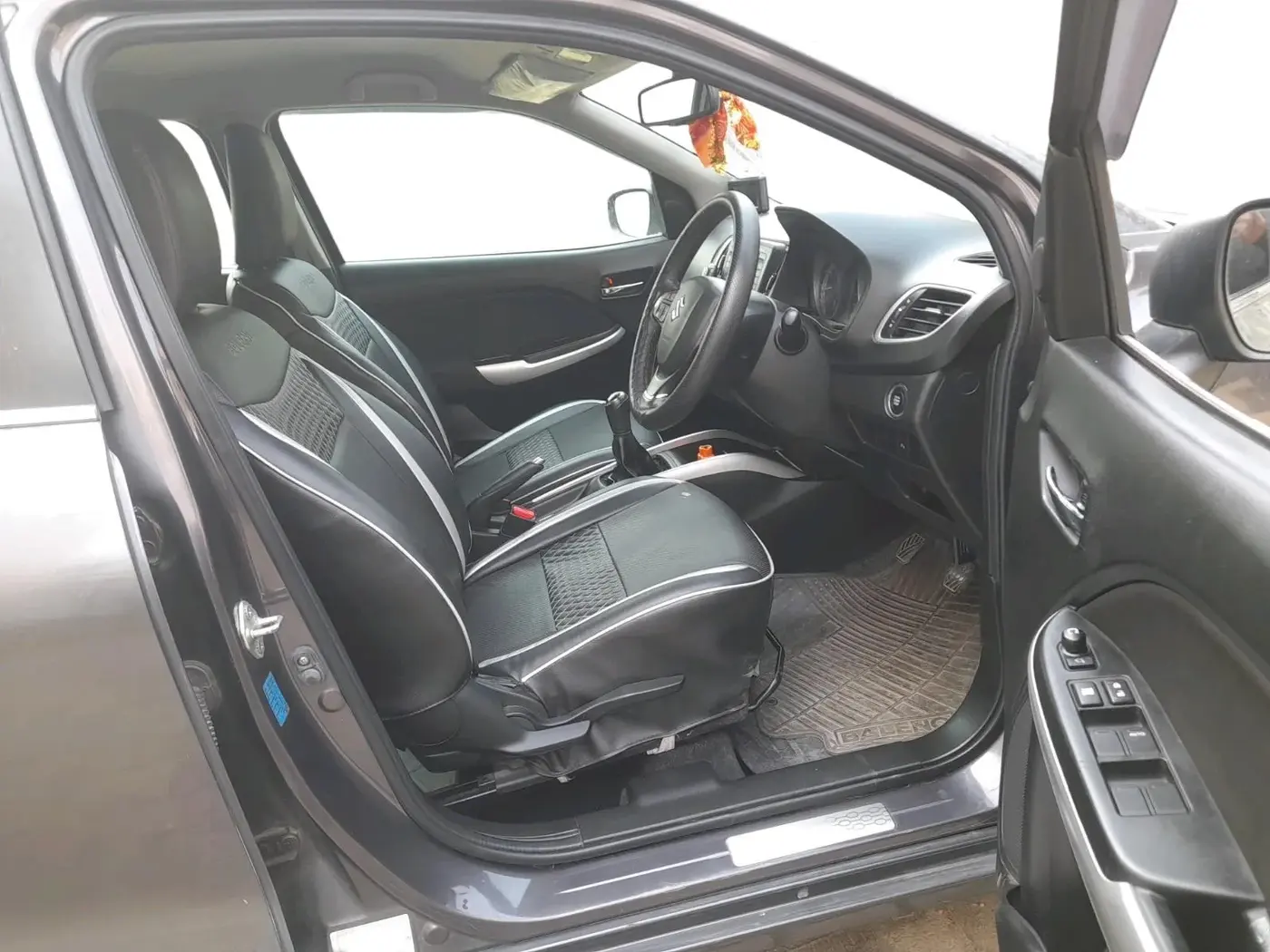2017 Maruti Baleno ZETA PETROL 1.2, Petrol, Manual, 28,000 km, interior