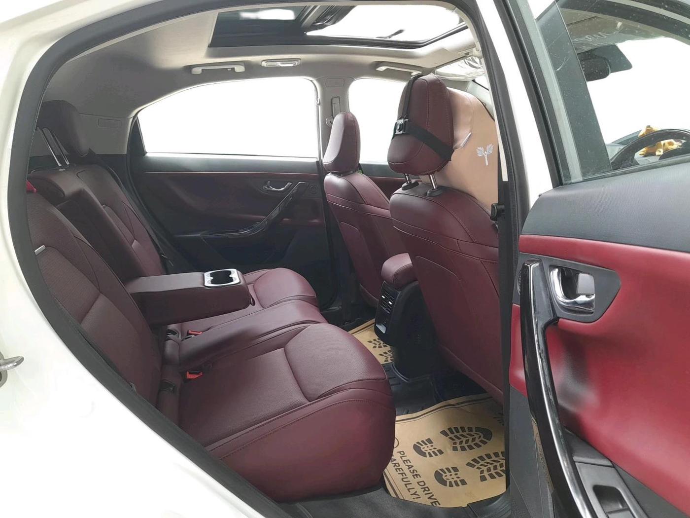 2024 Tata Curvv Accomplished S 1.2 Petrol 7DCA, Petrol, Automatic, 31,695 km, interior