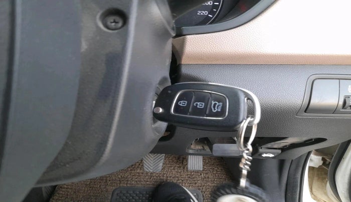 2017 Hyundai Elite i20 ASTA 1.2, Petrol, Manual, 36,804 km, interior