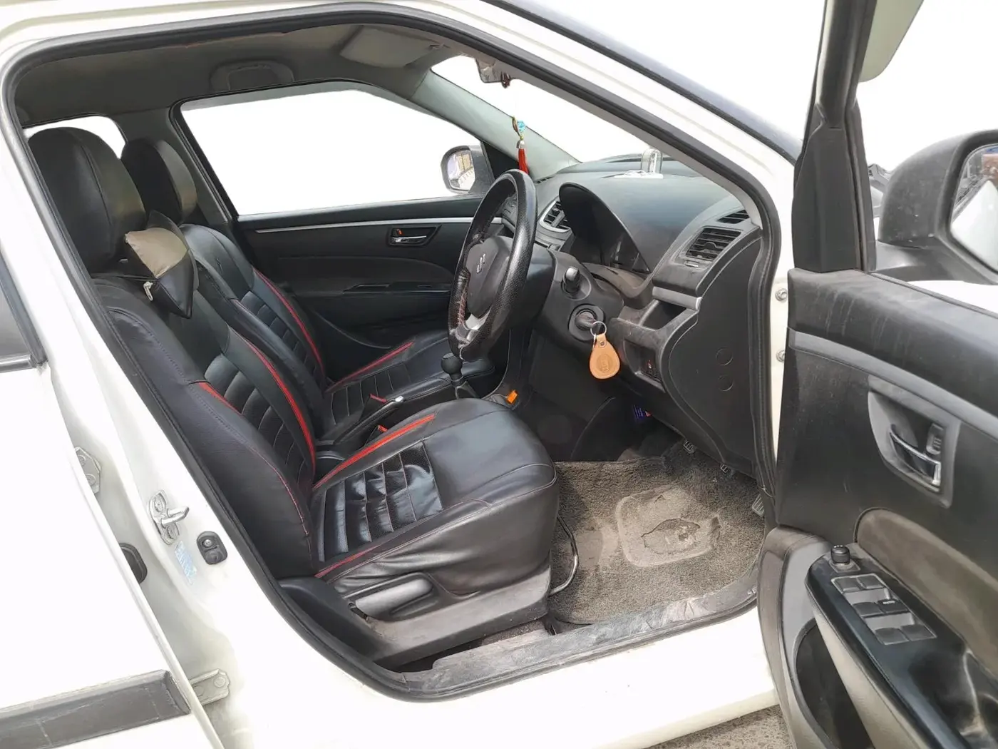 2014 Maruti Swift VDI, Diesel, Manual, 99,318 km, interior