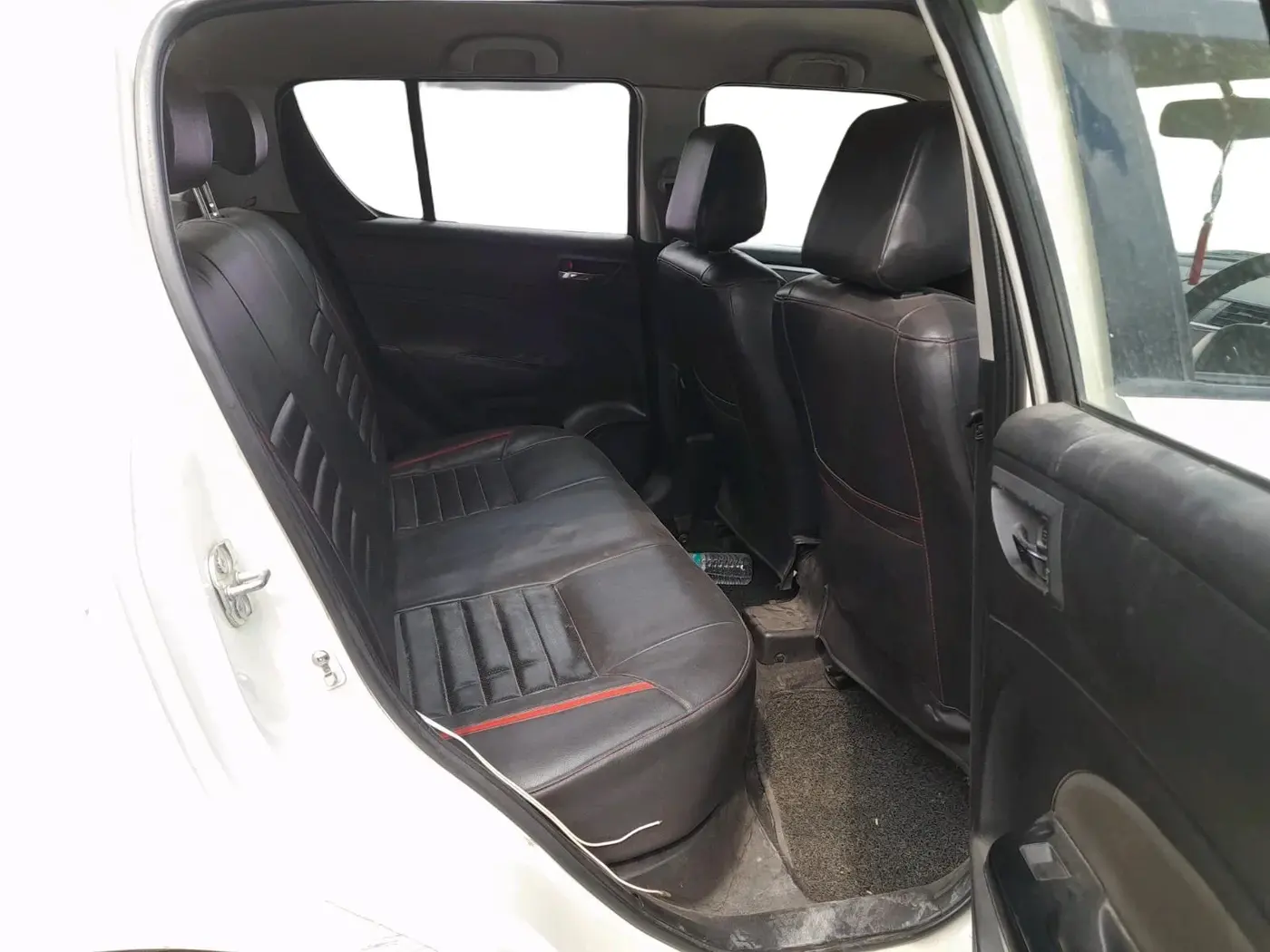 2014 Maruti Swift VDI, Diesel, Manual, 99,318 km, interior