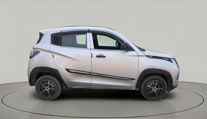2017 Mahindra KUV 100 NXT K2 P 6 STR, Petrol, Manual, 1,09,119 km, exterior