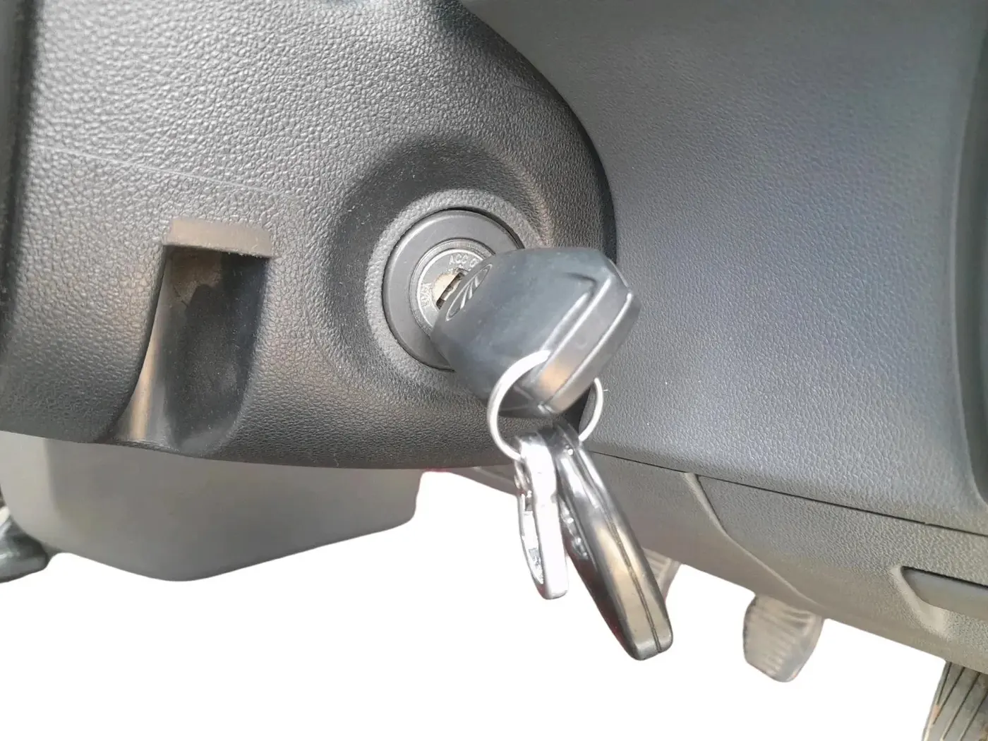2017 Mahindra KUV 100 NXT K2 P 6 STR, Petrol, Manual, 1,09,119 km, interior