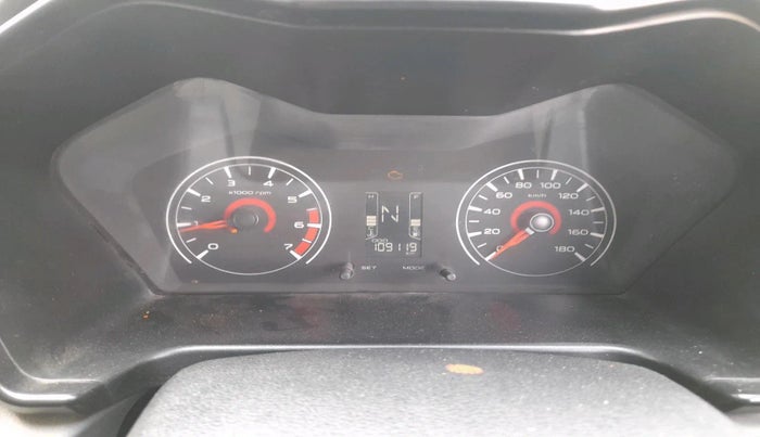 2017 Mahindra KUV 100 NXT K2 P 6 STR, Petrol, Manual, 1,09,119 km, interior