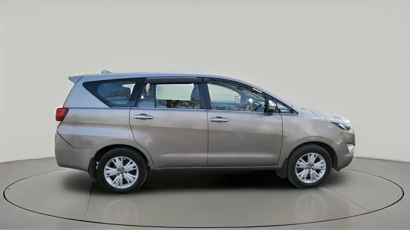 2018 Toyota Innova Crysta 2.4 ZX 7 STR, Diesel, Manual, 2,34,700 km, exterior