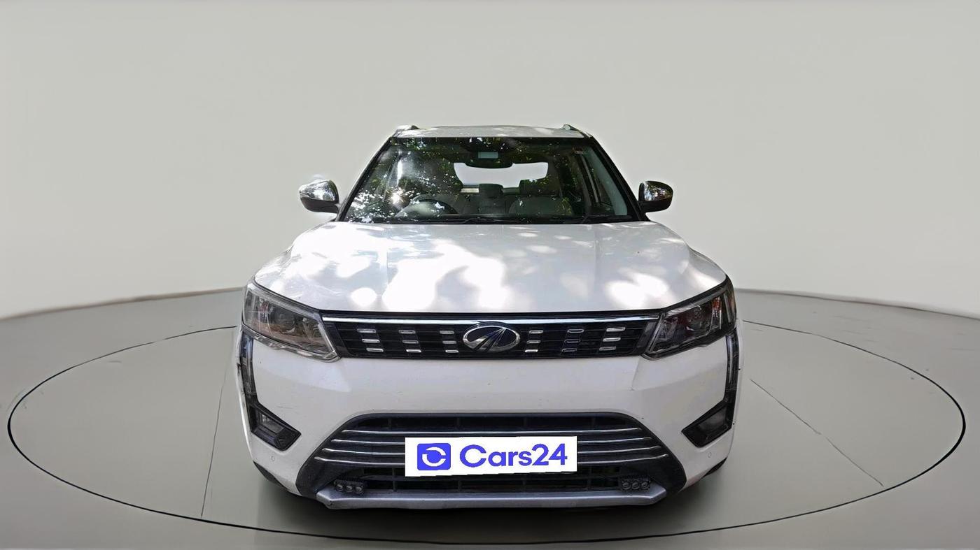 2019 Mahindra XUV300 W8 (O) 1.5 DIESEL, Diesel, Manual, 93,738 km, exterior