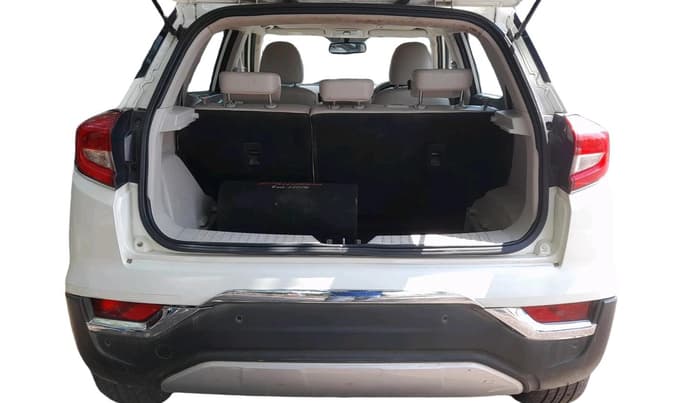 2019 Mahindra XUV300 W8 (O) 1.5 DIESEL, Diesel, Manual, 93,738 km, exterior