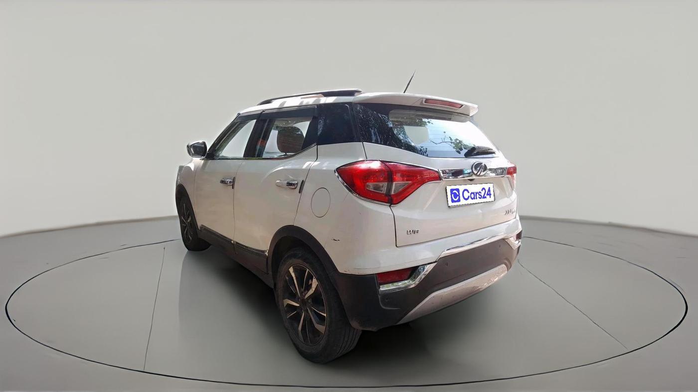 2019 Mahindra XUV300 W8 (O) 1.5 DIESEL, Diesel, Manual, 93,738 km, exterior