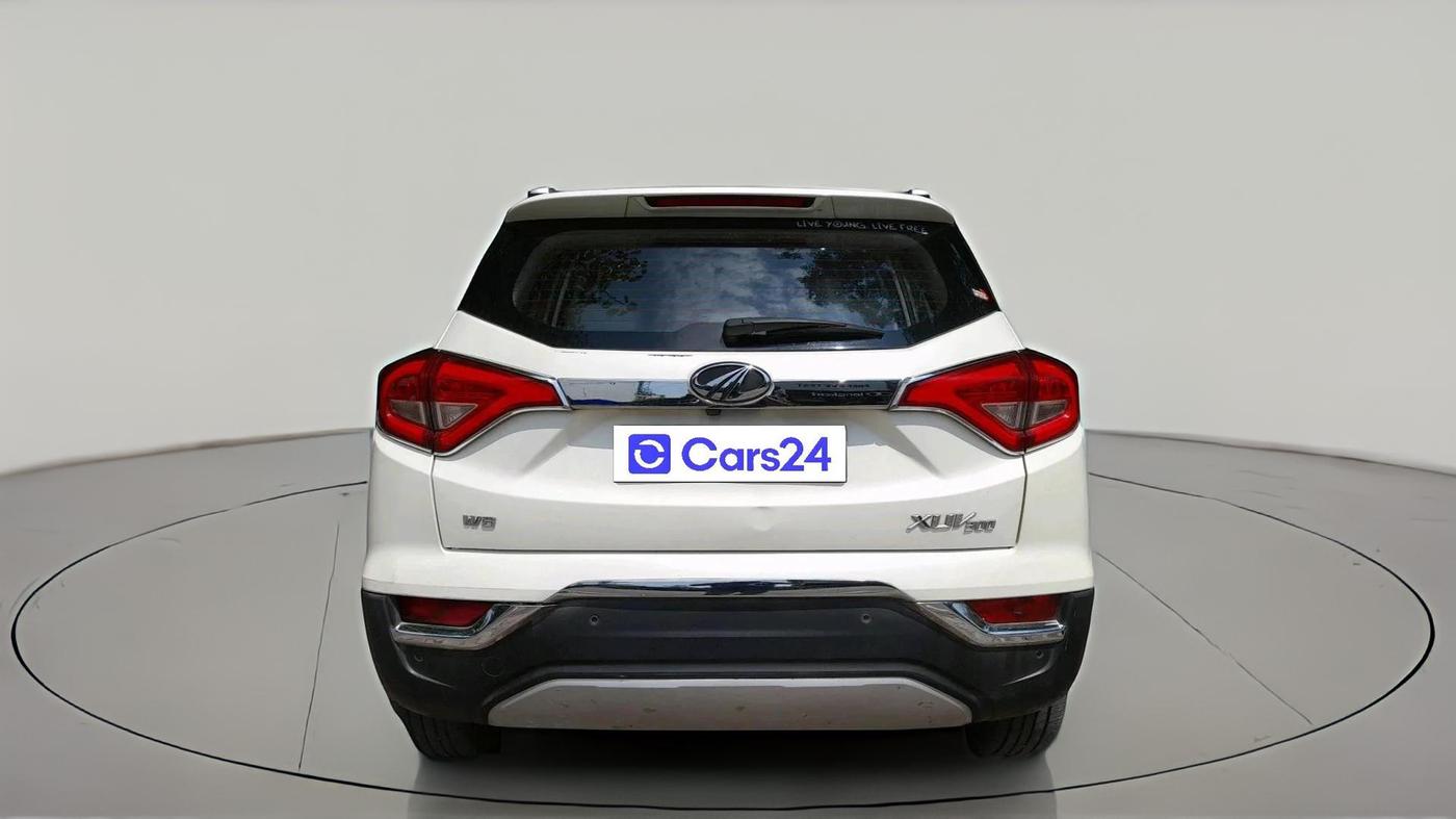2019 Mahindra XUV300 W8 (O) 1.5 DIESEL, Diesel, Manual, 93,738 km, exterior