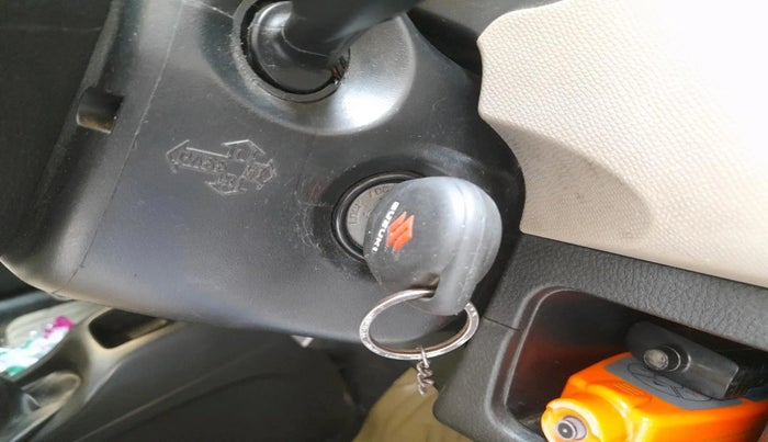 2013 Maruti Wagon R 1.0 VXI, Petrol, Manual, 1,11,032 km, interior