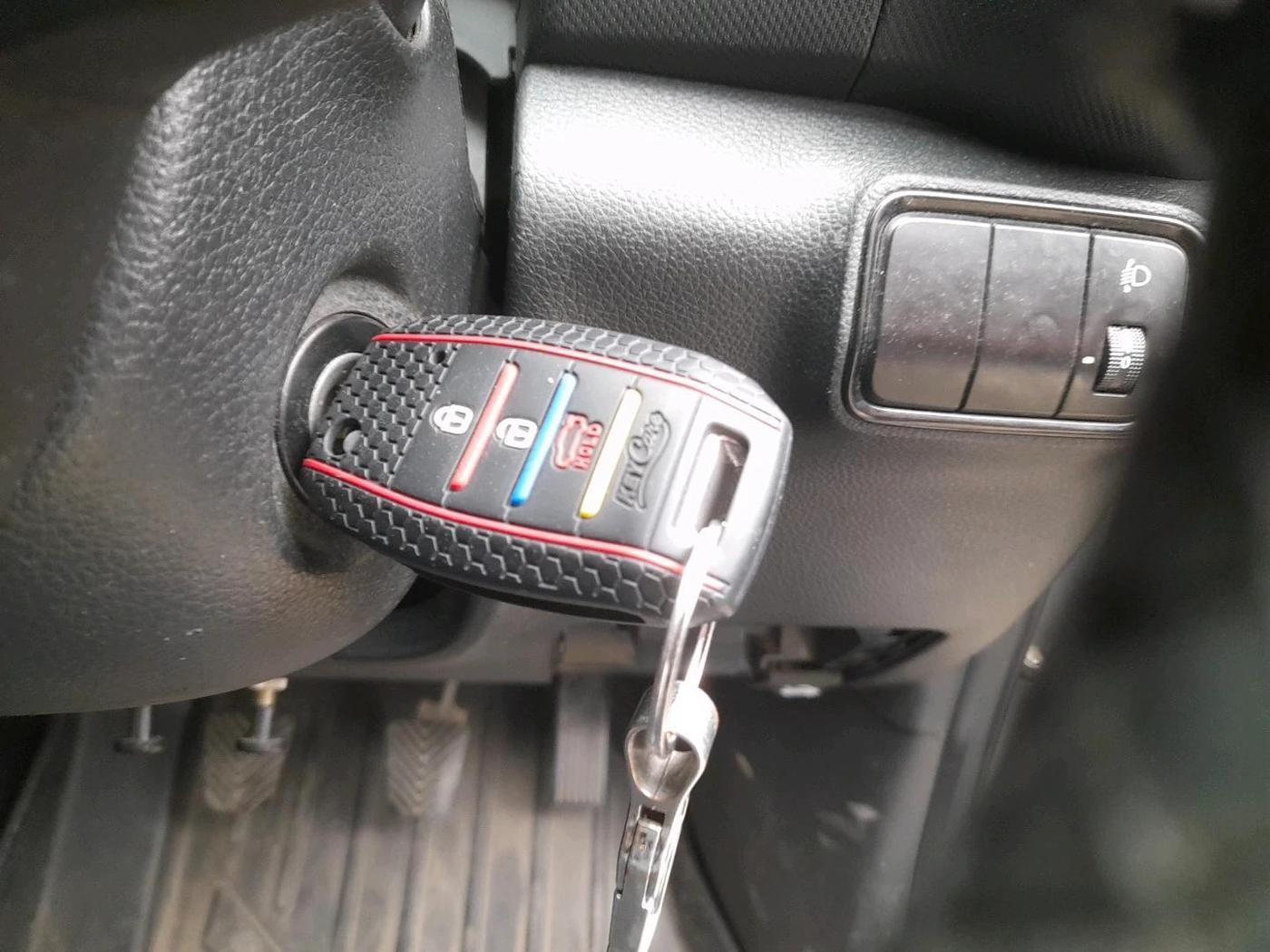 2020 KIA SONET HTK PLUS 1.5, Diesel, Manual, 80,286 km, interior