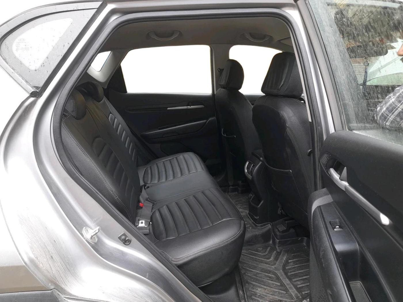 2020 KIA SONET HTK PLUS 1.5, Diesel, Manual, 80,286 km, interior