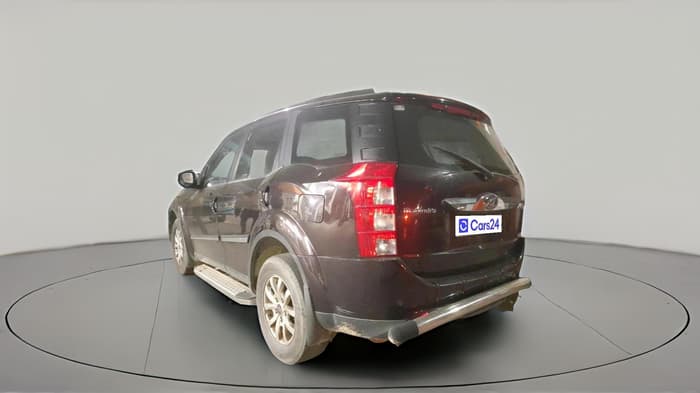 2015 Mahindra XUV500 W10, Diesel, Manual, 84,783 km, exterior