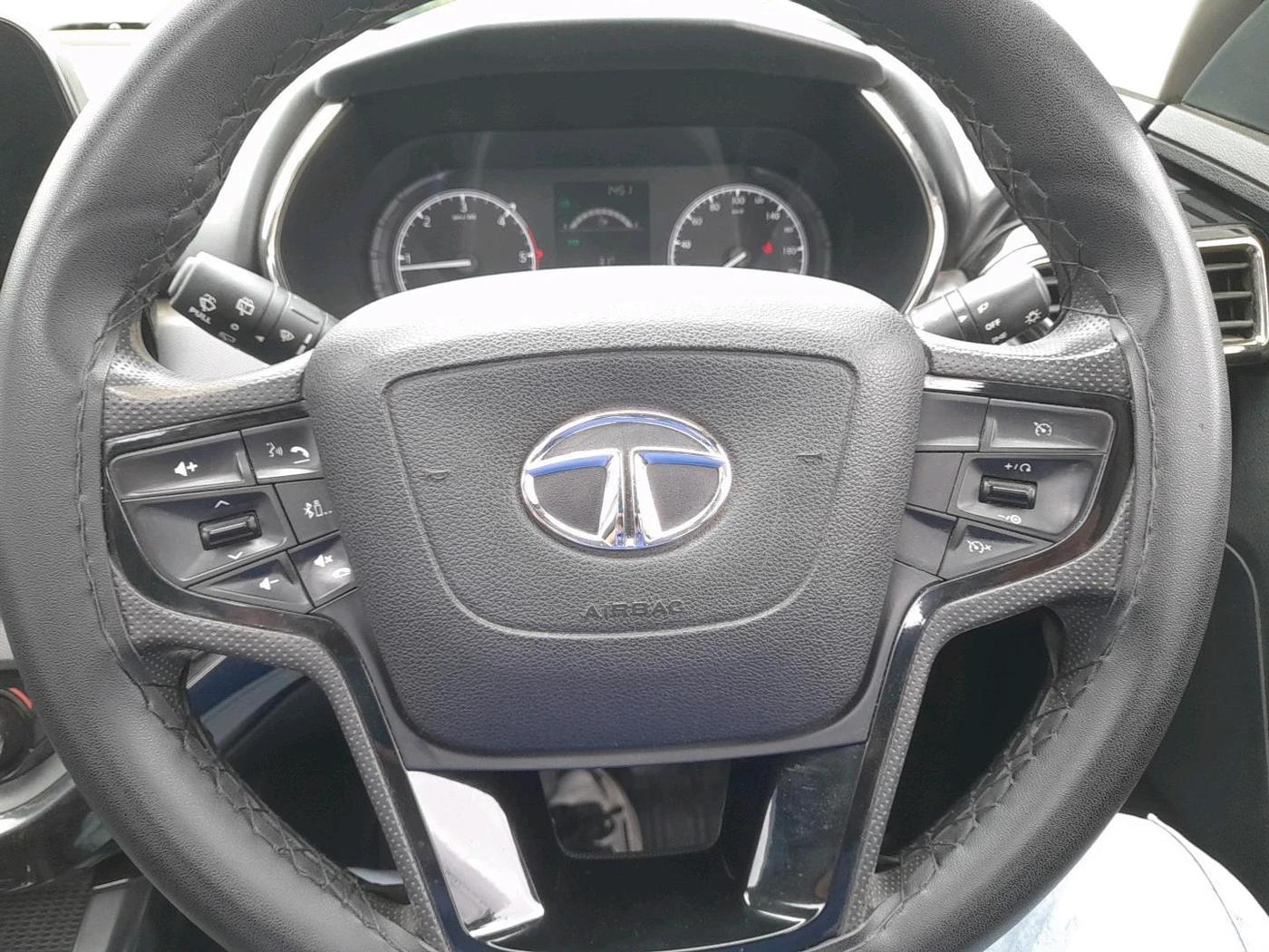 2021 Tata Harrier XT PLUS 2.0L KRYOTEC, Diesel, Manual, 1,02,162 km, interior