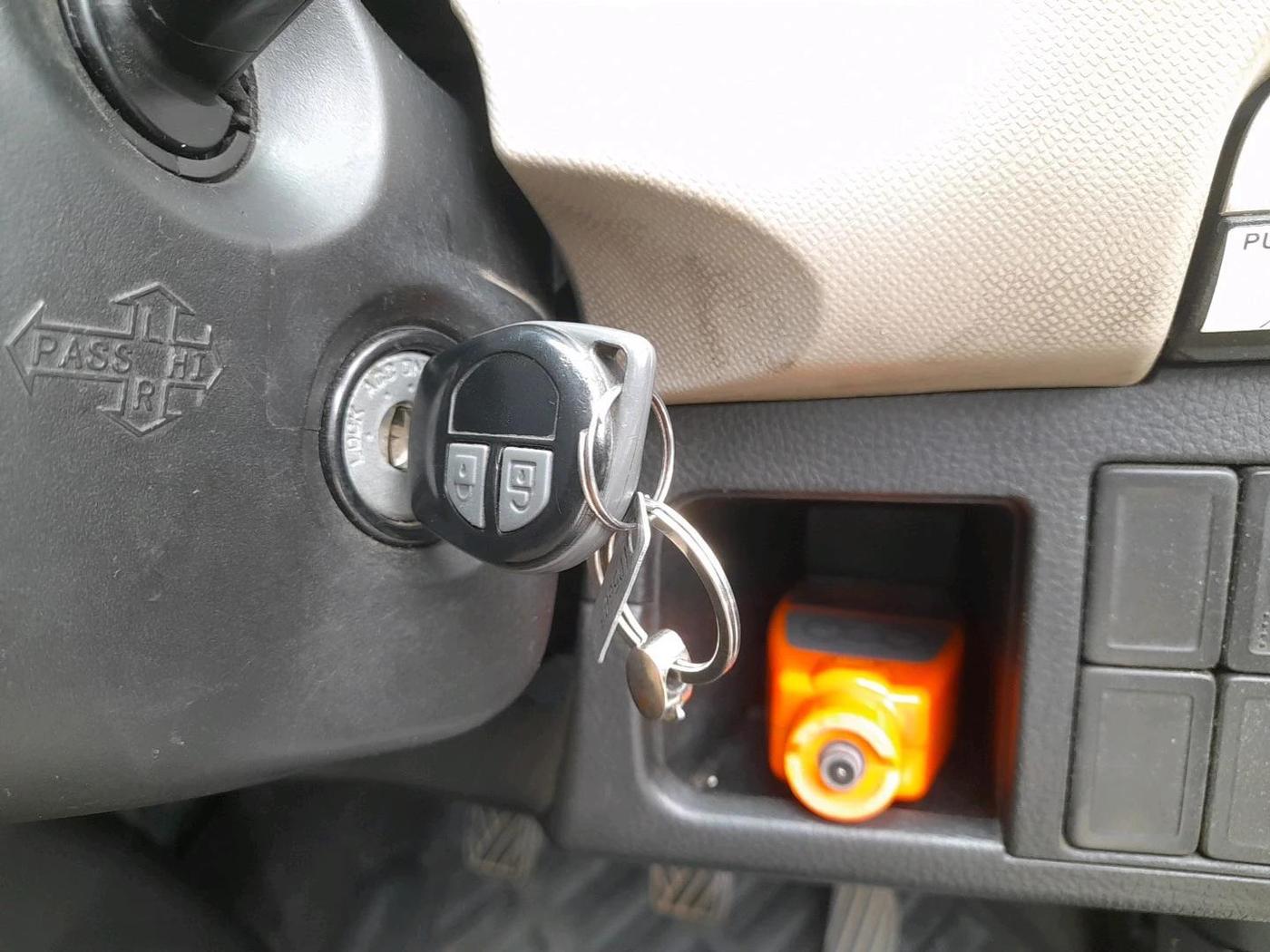 2016 Maruti Wagon R 1.0 VXI, Petrol, Manual, 80,998 km, interior