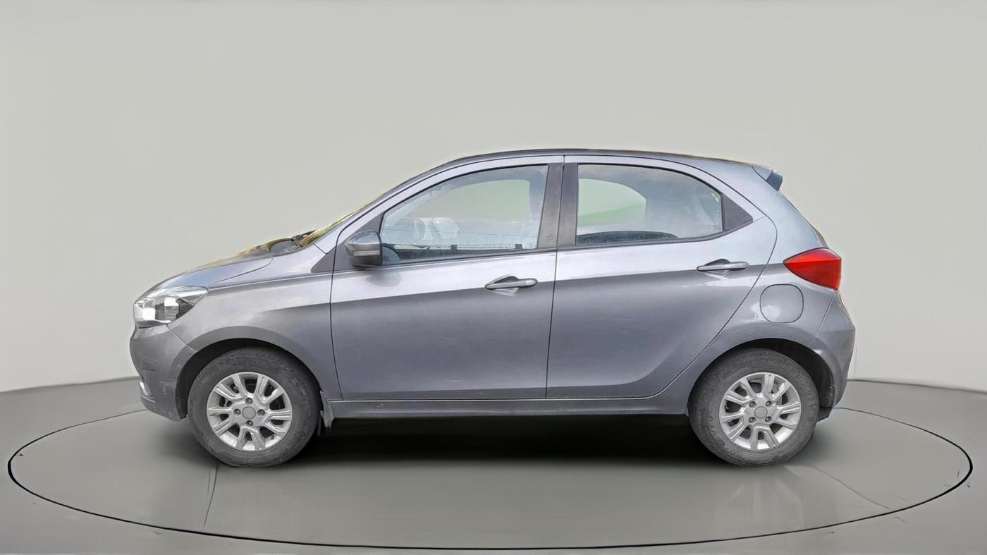 2018 Tata Tiago XZ PETROL, Petrol, Manual, 83,208 km, exterior