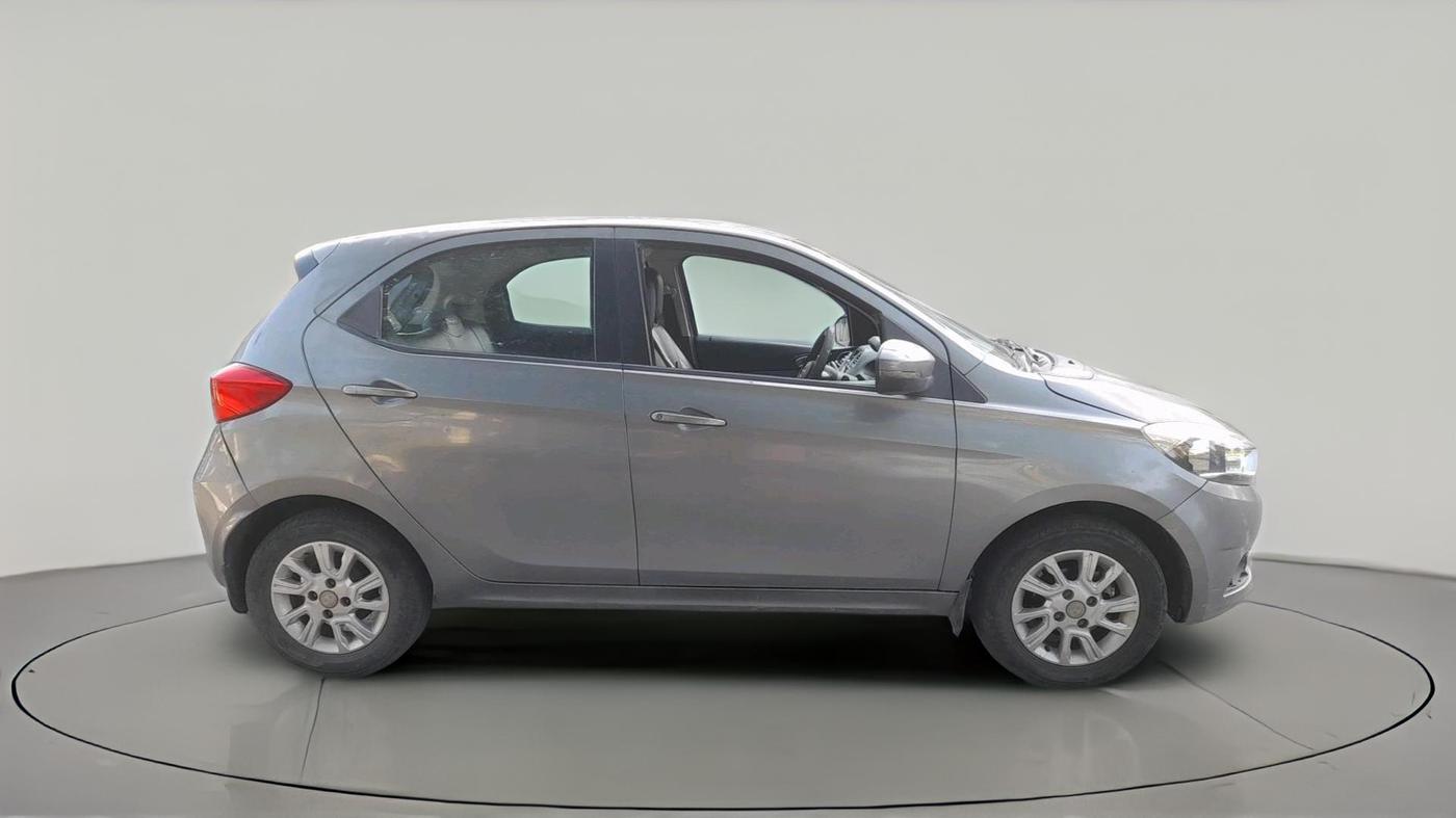 2018 Tata Tiago XZ PETROL, Petrol, Manual, 83,208 km, exterior