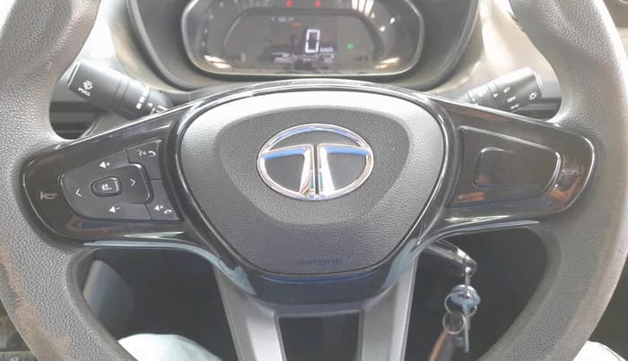 2023 Tata NEXON XM PLUS SUNROOF PETROL, Petrol, Manual, 20,930 km, interior