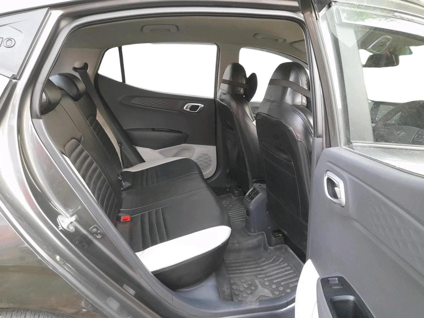 2024 Hyundai GRAND I10 NIOS SPORTZ 1.2 KAPPA VTVT, Petrol, Manual, 29,482 km, interior