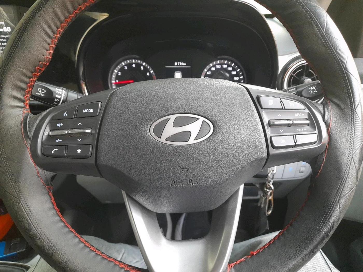 2024 Hyundai GRAND I10 NIOS SPORTZ 1.2 KAPPA VTVT, Petrol, Manual, 29,482 km, interior