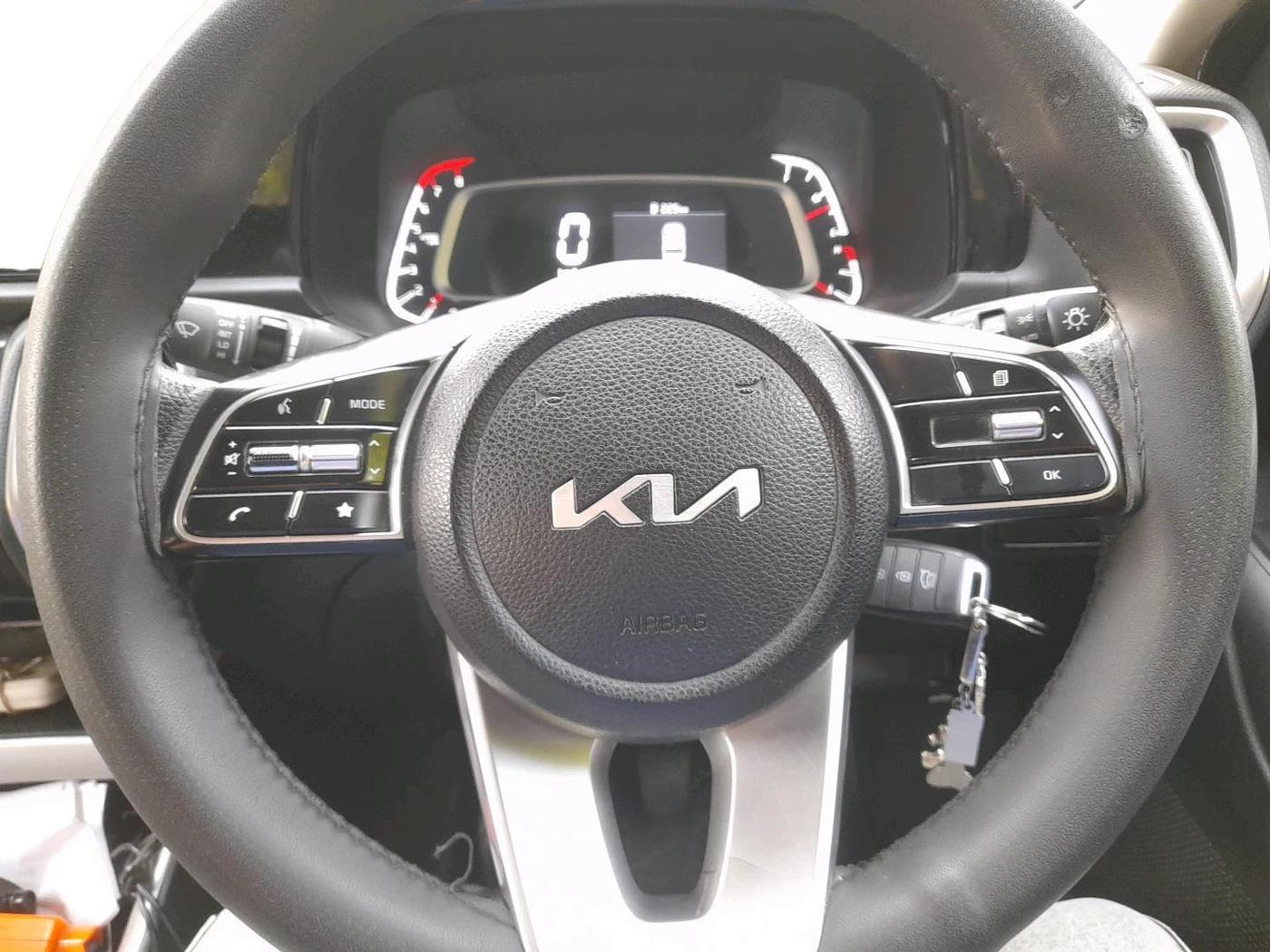 2022 KIA SONET HTK PLUS 1.2, Petrol, Manual, 3,592 km, interior