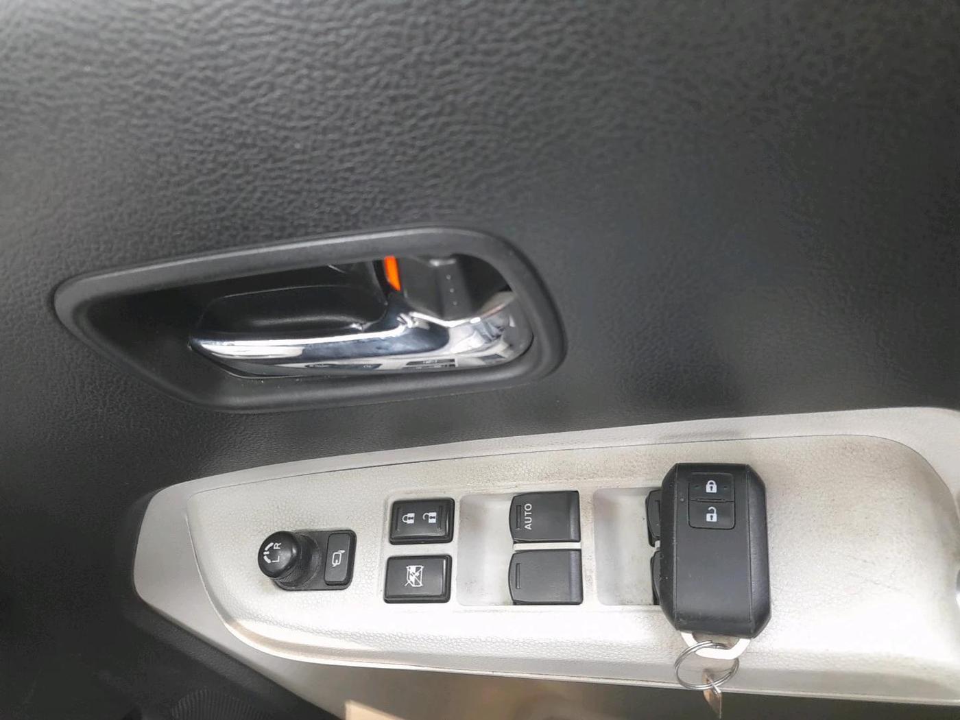 2020 Maruti IGNIS ZETA 1.2, Petrol, Manual, 48,603 km, interior
