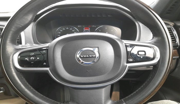 2017 Volvo XC 90 D5 Inscription, Diesel, Automatic, 1,45,933 km, interior