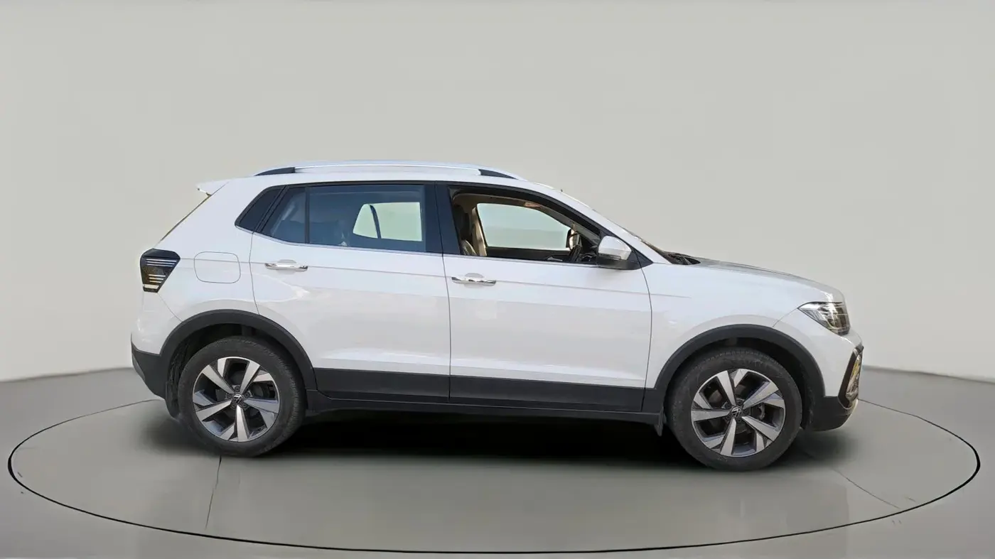 2022 Volkswagen TAIGUN TOPLINE 1.0 TSI MT, Petrol, Manual, 16,898 km, exterior