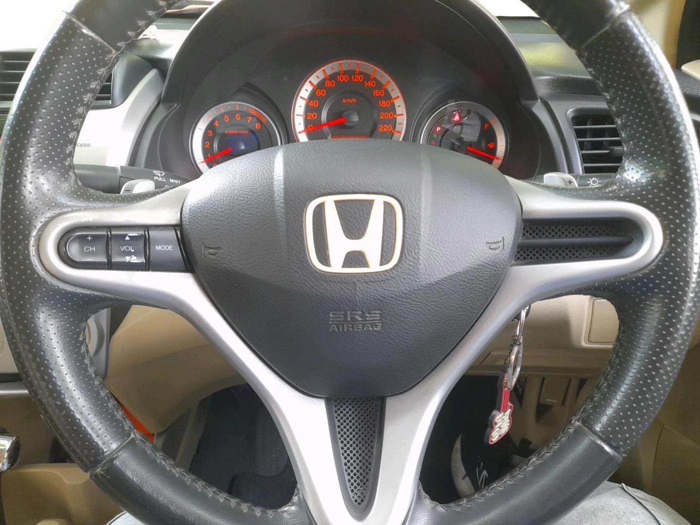 2011 Honda City 1.5L I-VTEC V AT, Petrol, Automatic, 65,915 km, interior