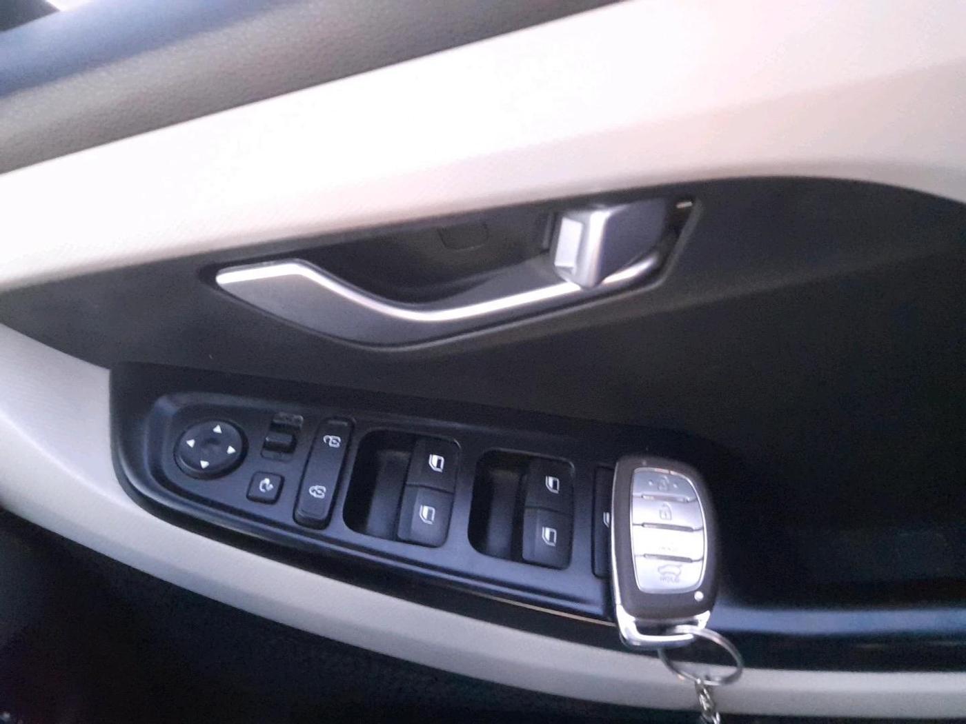2023 Hyundai Creta SX 1.5 PETROL, Petrol, Manual, 39,160 km, interior