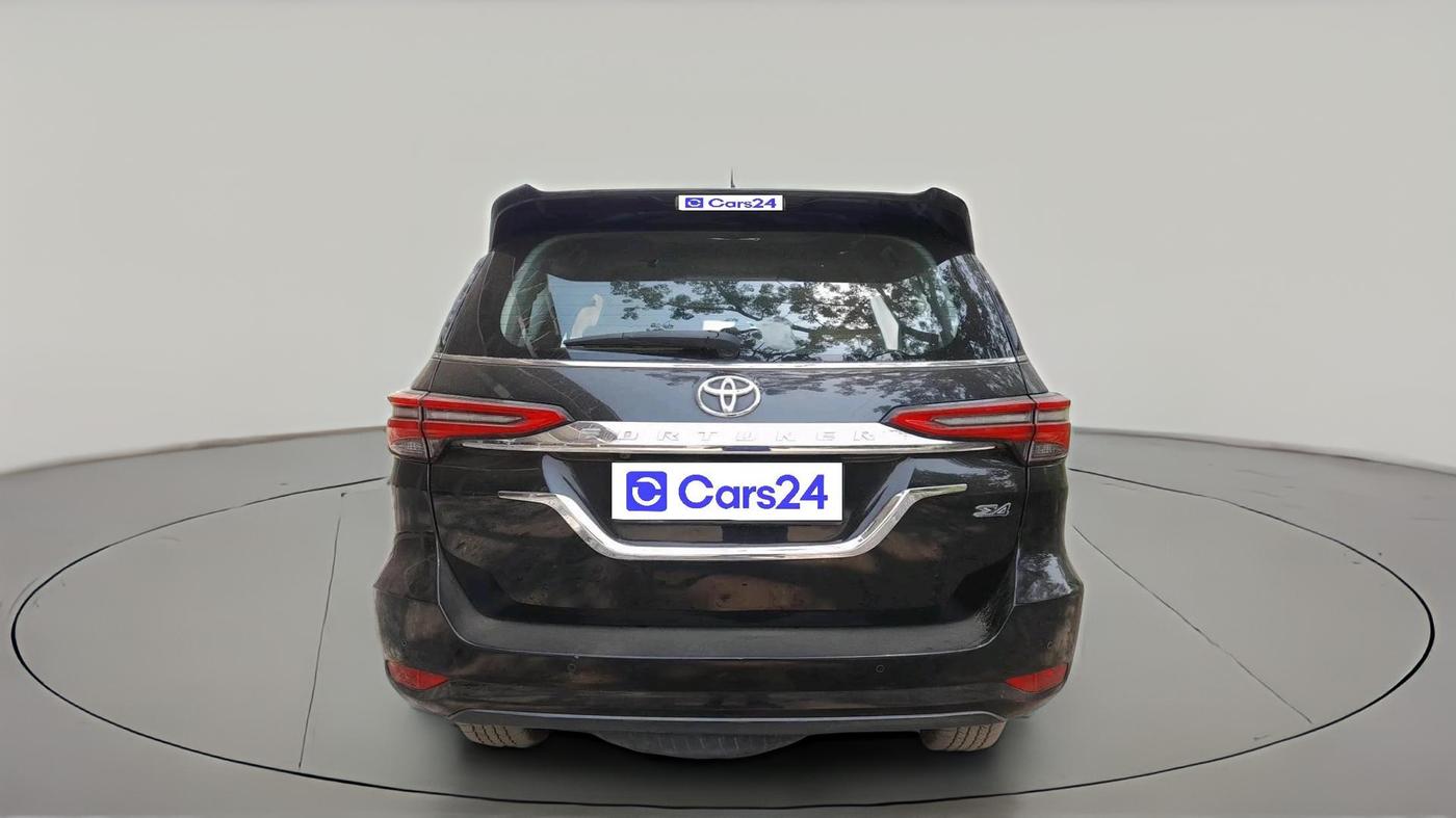 2023 Toyota Fortuner 4X4 AT 2.8 DIESEL, Diesel, Automatic, 62,245 km, exterior