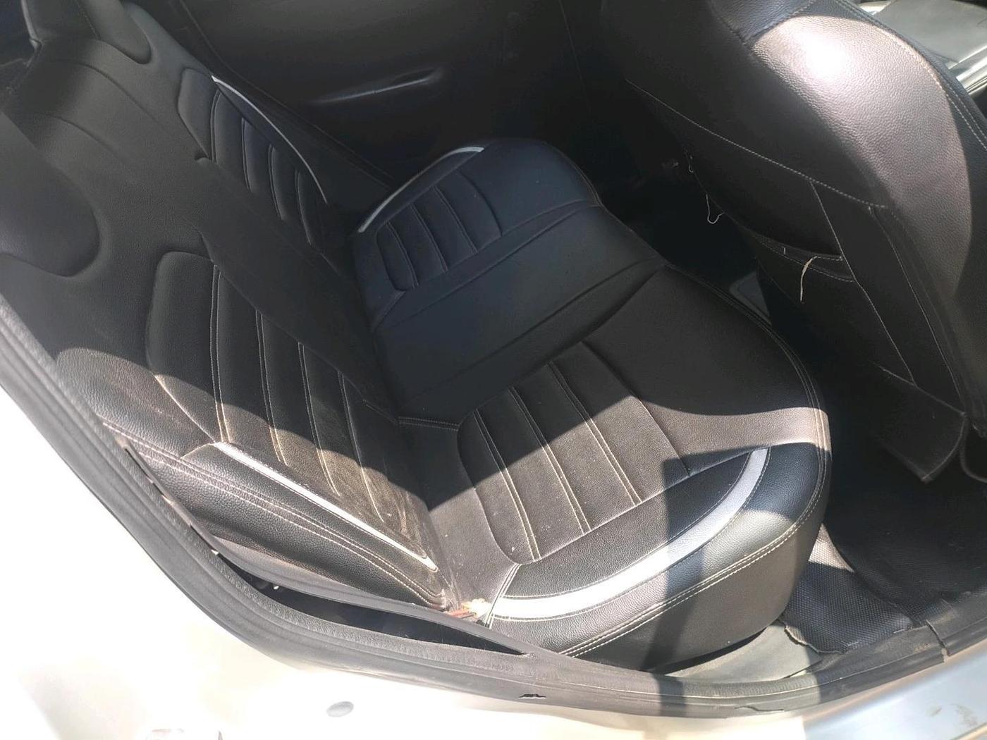 2016 Renault Kwid RXT 0.8, Petrol, Manual, 68,198 km, interior