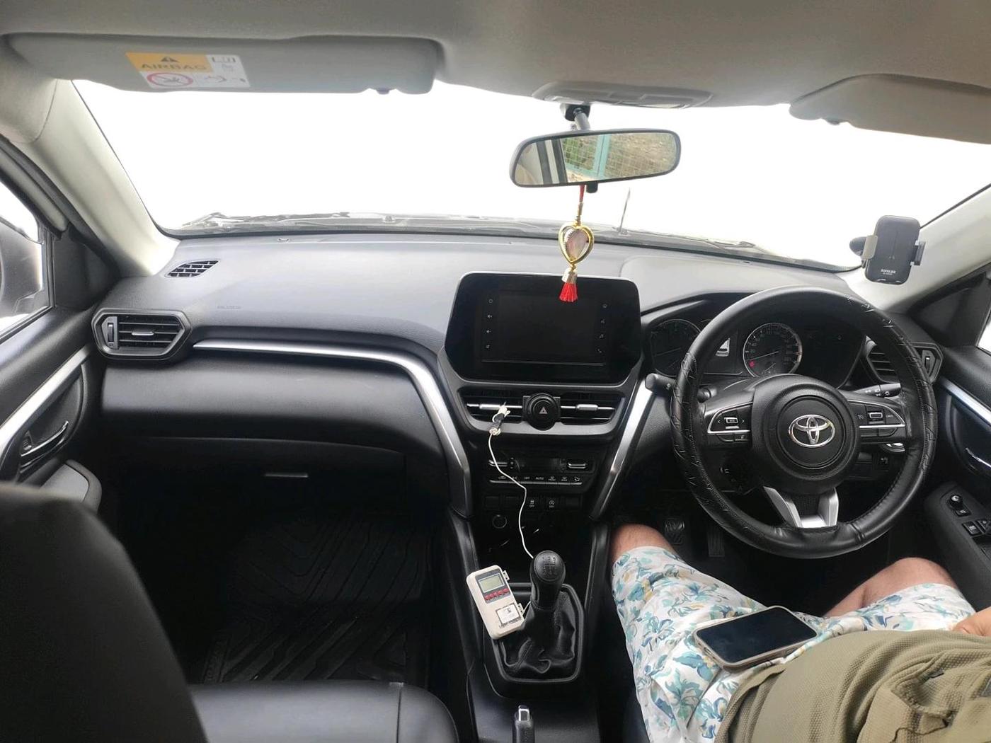 2023 Toyota URBAN CRUISER HYRYDER S NEO DRIVE, Petrol, Manual, 38,524 km, interior