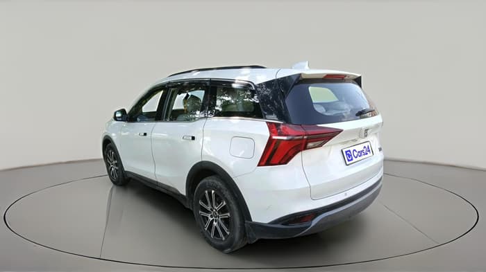2021 Mahindra XUV700 AX 7 P MT 7 STR, Petrol, Manual, 38,660 km, exterior
