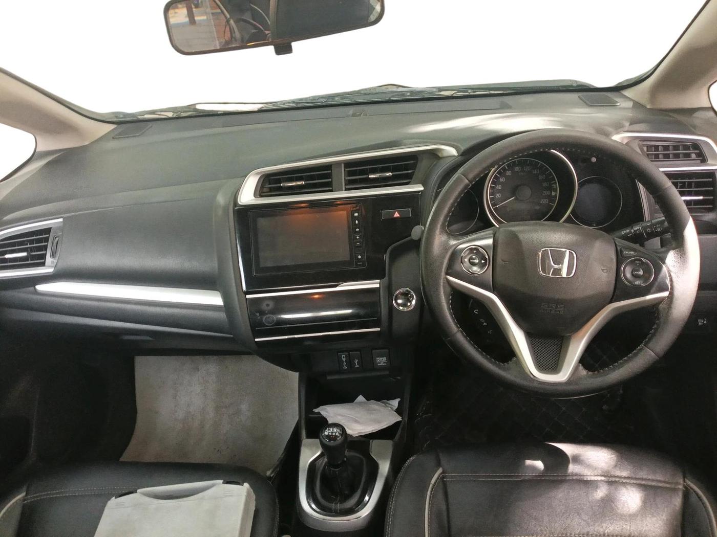 2021 Honda WR-V 1.5L I-DTEC VX MT, Diesel, Manual, 1,62,910 km, interior