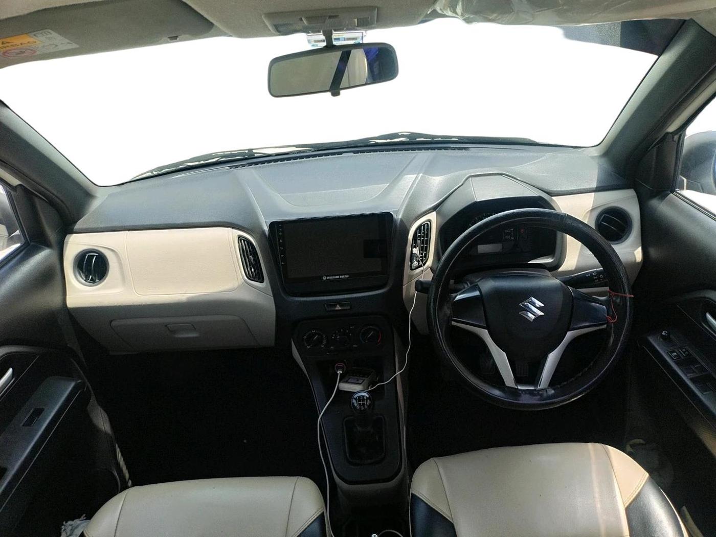 2022 Maruti New Wagon-R VXI 1.0, Petrol, Manual, 43,045 km, interior