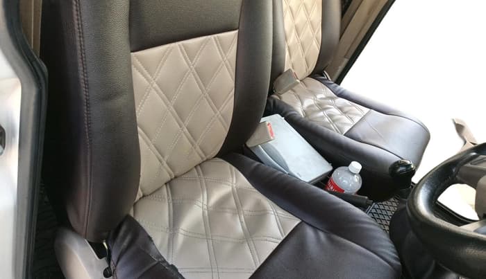 2018 Mahindra Bolero POWER PLUS ZLX, Diesel, Manual, 78,716 km, interior