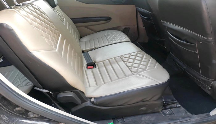 2024 Renault TRIBER RXT, Petrol, Manual, 43,535 km, interior