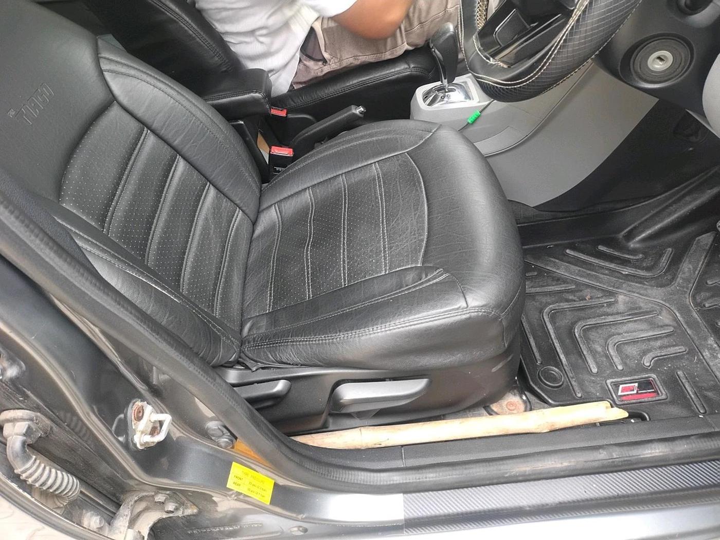 2020 Tata Tiago XZA PETROL, Petrol, Automatic, 81,420 km, interior