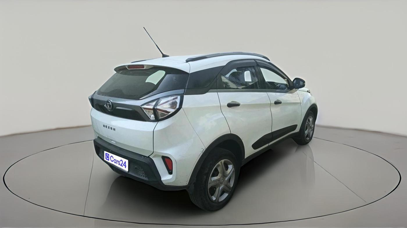 2022 Tata NEXON XMA SUNROOF DIESEL, Diesel, Automatic, 63,078 km, exterior