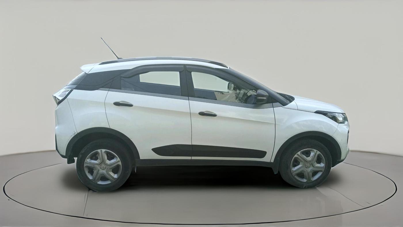2022 Tata NEXON XMA SUNROOF DIESEL, Diesel, Automatic, 63,078 km, exterior