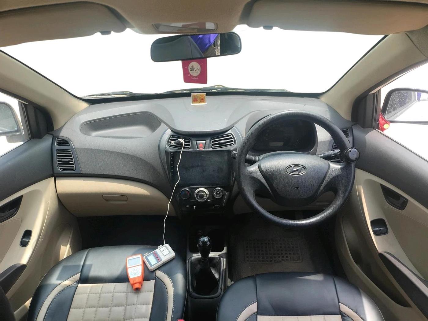 2014 Hyundai Eon ERA +, Petrol, Manual, 1,31,670 km, interior