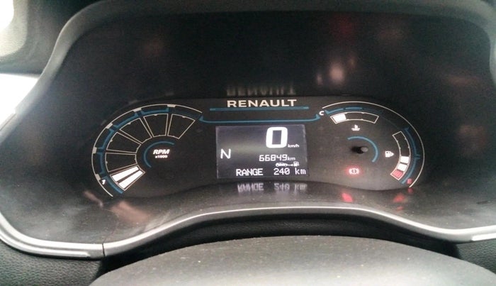 2020 Renault TRIBER RXZ AMT, Petrol, Automatic, 66,849 km, interior