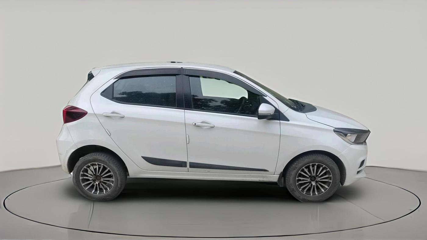 2020 Tata Tiago XZ PETROL, CNG, Manual, 79,251 km, exterior