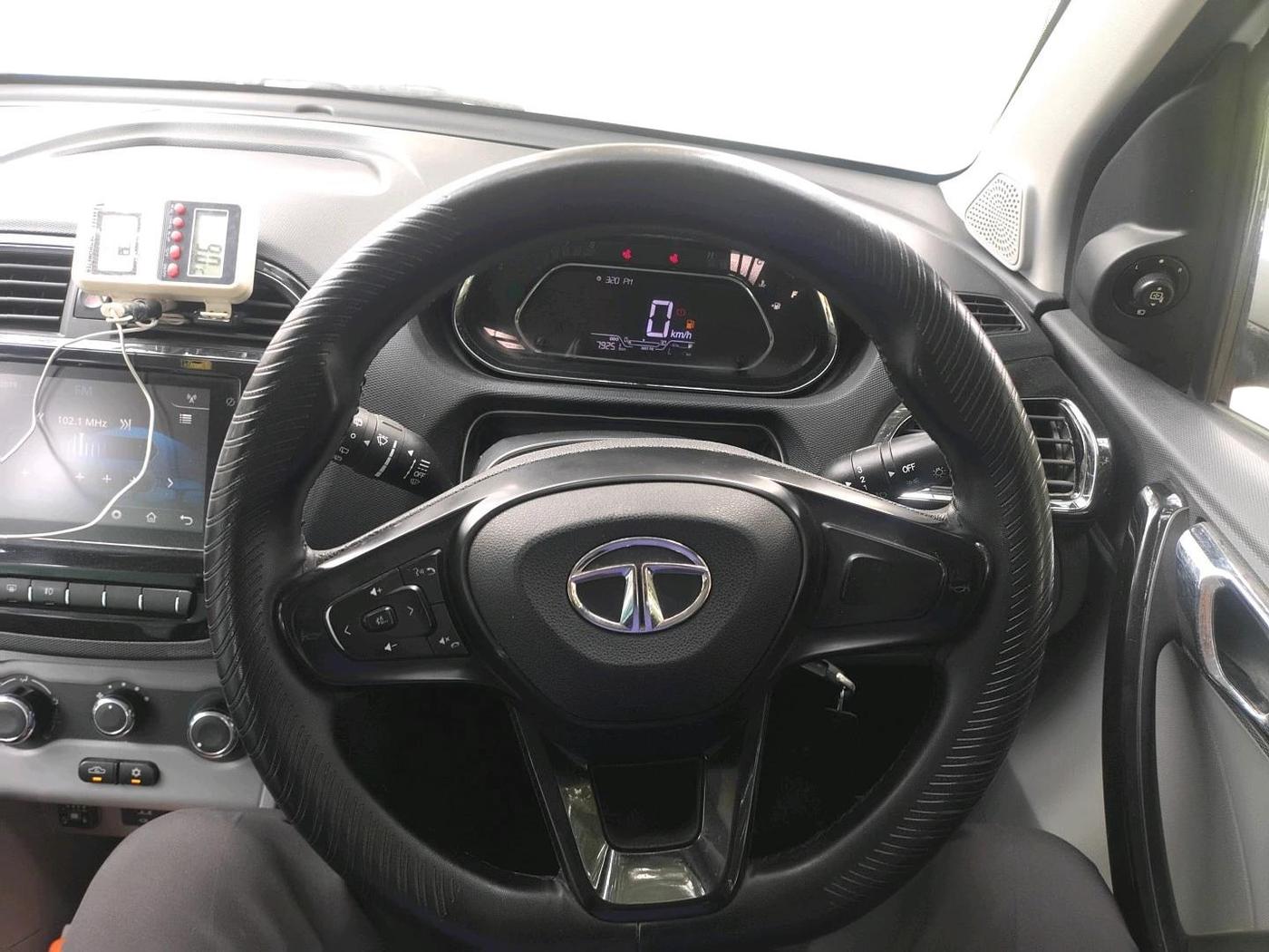 2020 Tata Tiago XZ PETROL, CNG, Manual, 79,251 km, interior