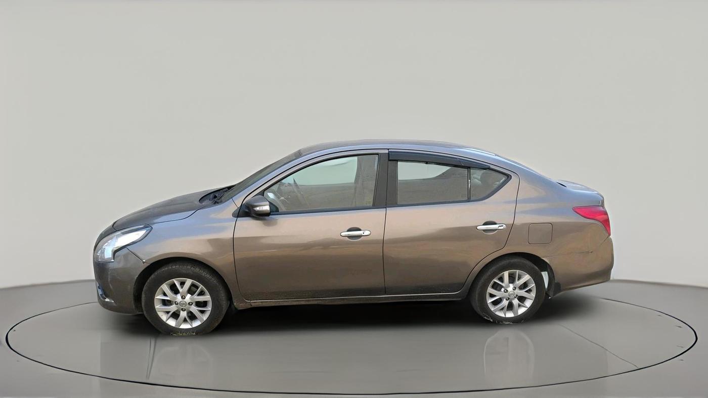 2015 Nissan Sunny XV DIESEL, Diesel, Manual, 1,59,744 km, exterior